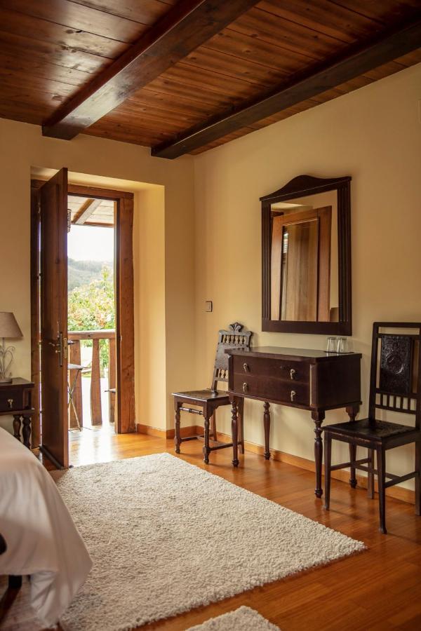 Lugar Del Rio Guest House Couzadoiro Eksteriør bilde
