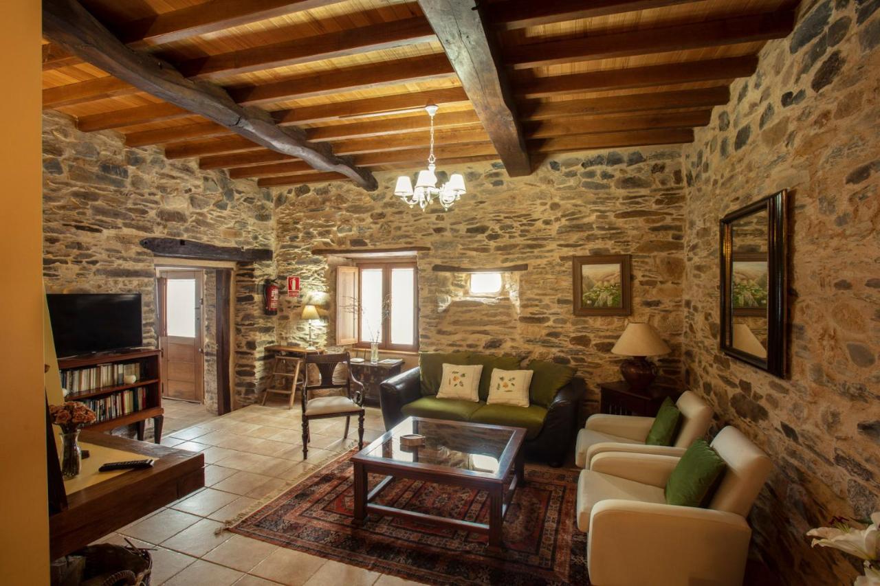 Lugar Del Rio Guest House Couzadoiro Eksteriør bilde